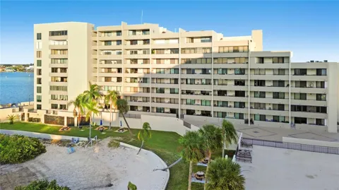 6035 SEA RANCH DRIVE #203