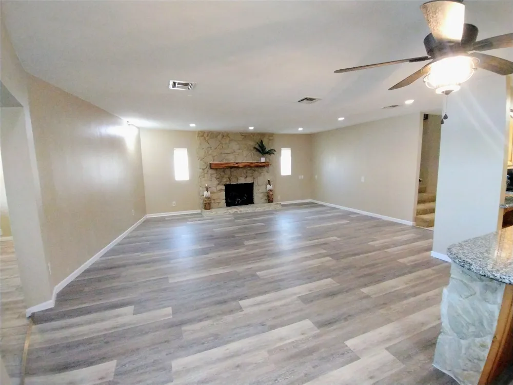 201 Oak Acres Drive Malakoff, TX 75148