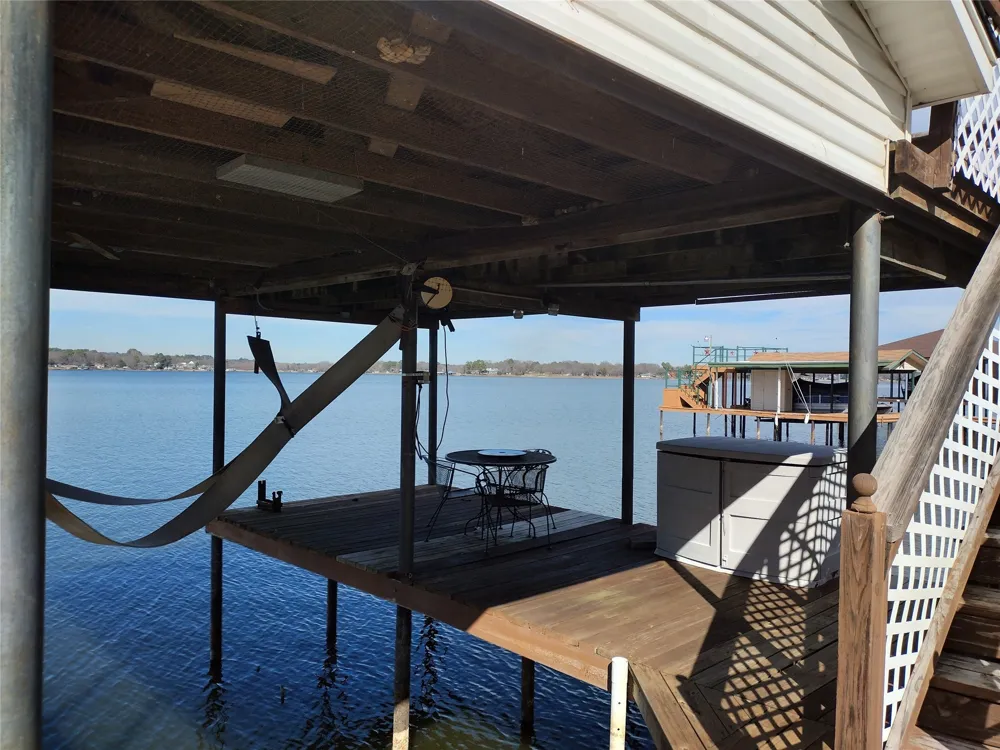 201 Oak Acres Drive Malakoff, TX 75148