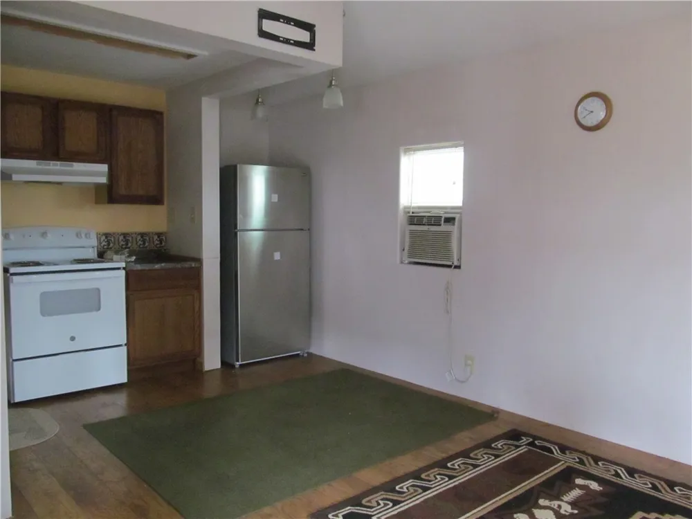 1816 W County Road 303 Orange Grove, TX 78372