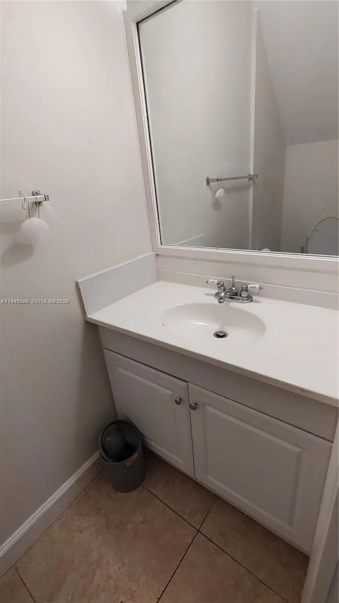 8199 NW 8th Mnr #1 Plantation, FL 33324