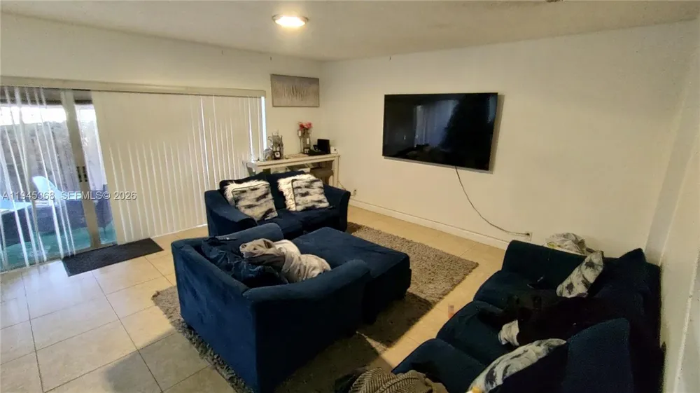 8199 NW 8th Mnr #1 Plantation, FL 33324