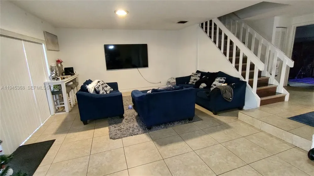 8199 NW 8th Mnr #1 Plantation, FL 33324