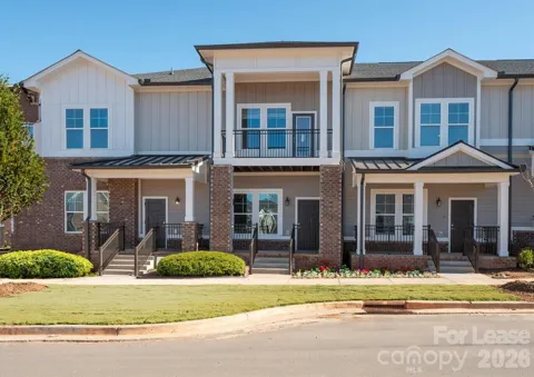 1241 Columbia Circle #TH-B4