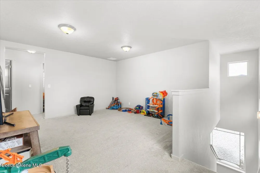 908 E Allenby Court Post Falls, ID 83854