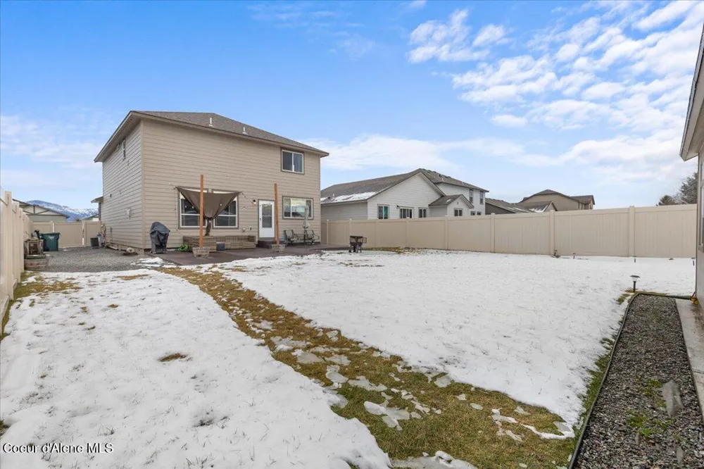 908 E Allenby Court Post Falls, ID 83854