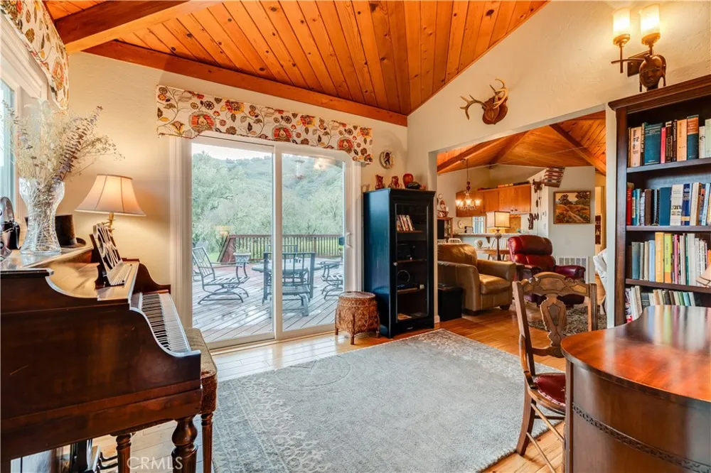 11015 Bobcat Arroyo Grande, CA 93420