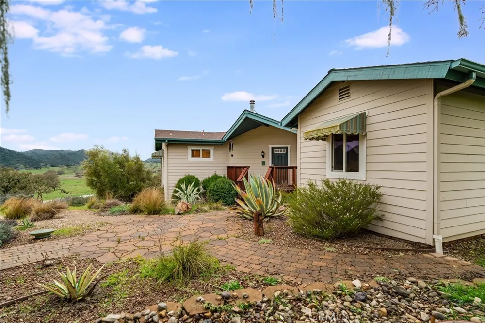 11015 Bobcat Arroyo Grande, CA 93420