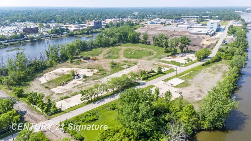1445 Niagara Street Saginaw City, MI 48602