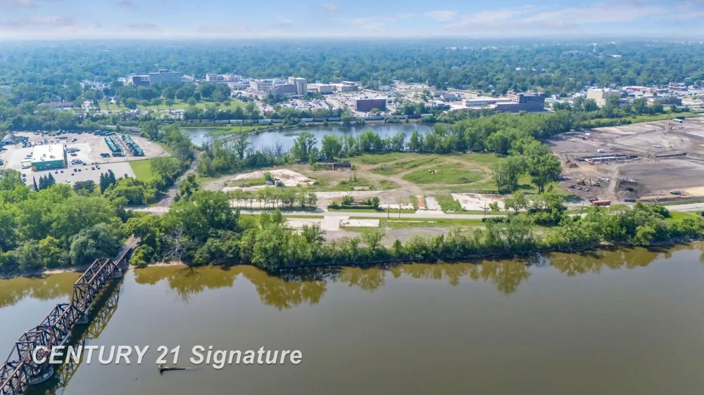 1445 Niagara Street Saginaw City, MI 48602