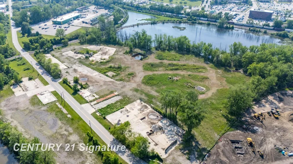 1445 Niagara Street Saginaw City, MI 48602