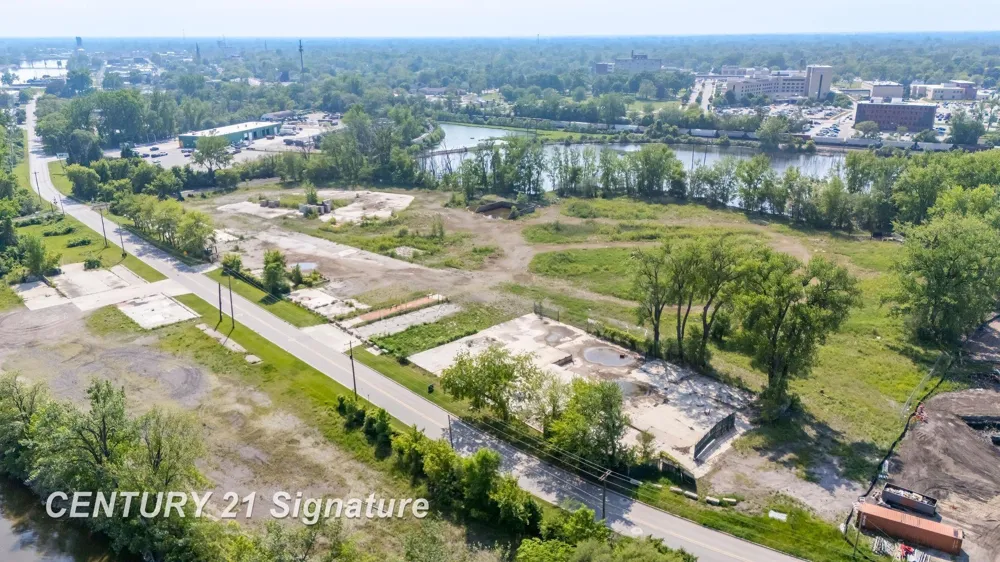 1445 Niagara Street Saginaw City, MI 48602