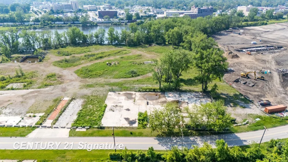 1445 Niagara Street Saginaw City, MI 48602