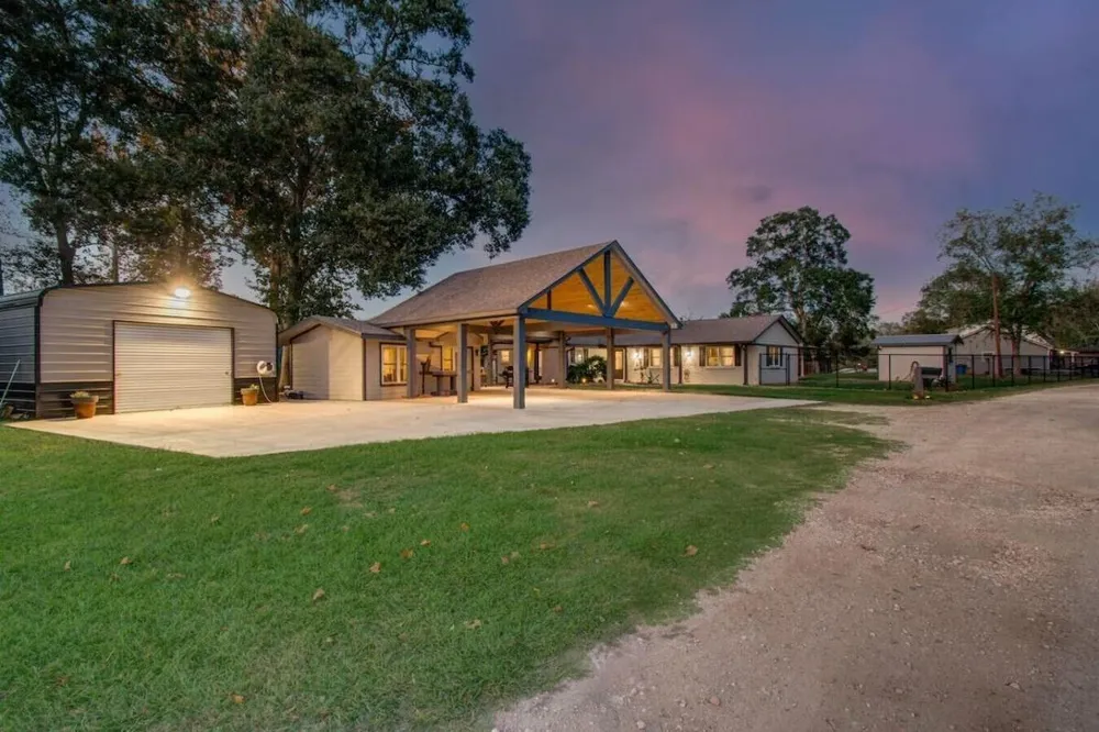 7078 Gupton Road Brazoria, TX 77422