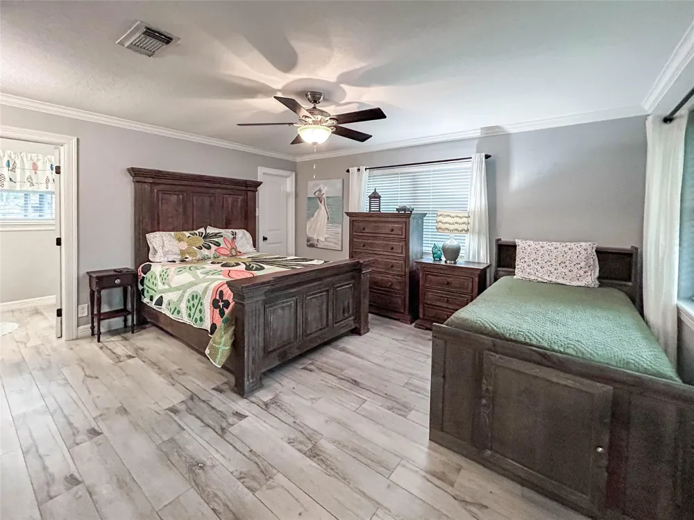 7078 Gupton Road Brazoria, TX 77422