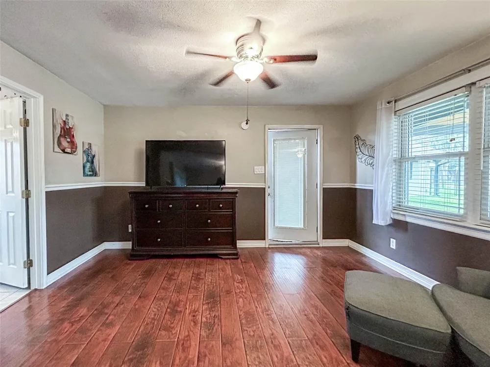 7078 Gupton Road Brazoria, TX 77422