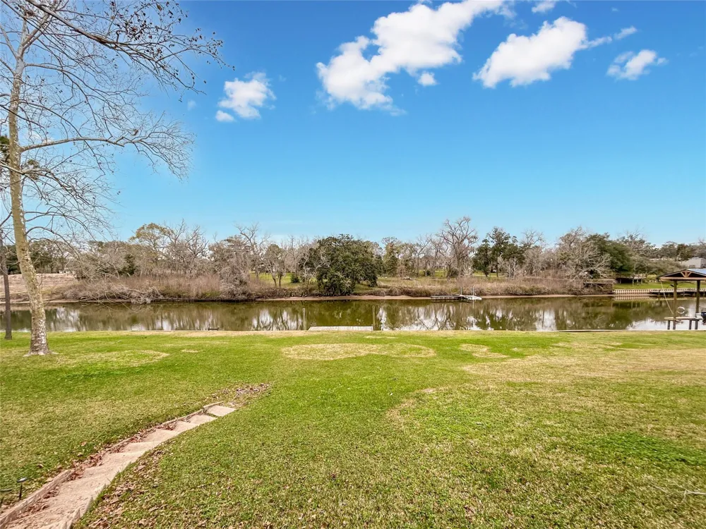 7078 Gupton Road Brazoria, TX 77422
