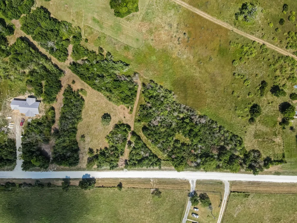 6 County Road 110 Iola, TX 77861