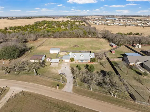 398 Bluebonnett Lane