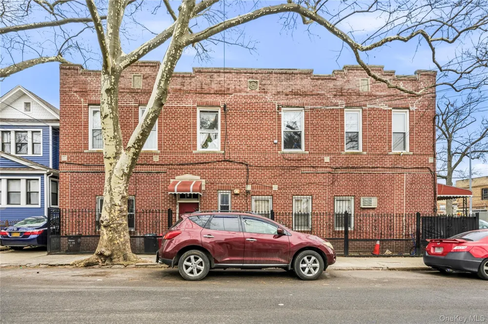 82-15 91 AVENUE Woodhaven, NY 11421