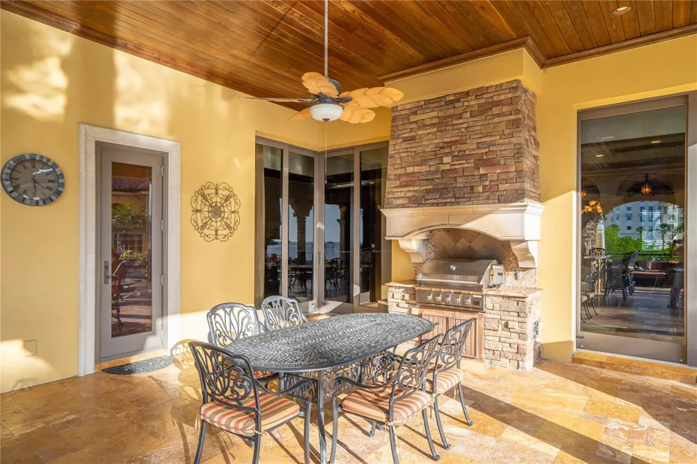 1363 OCEANVIEW DRIVE Tierra Verde, FL 33715