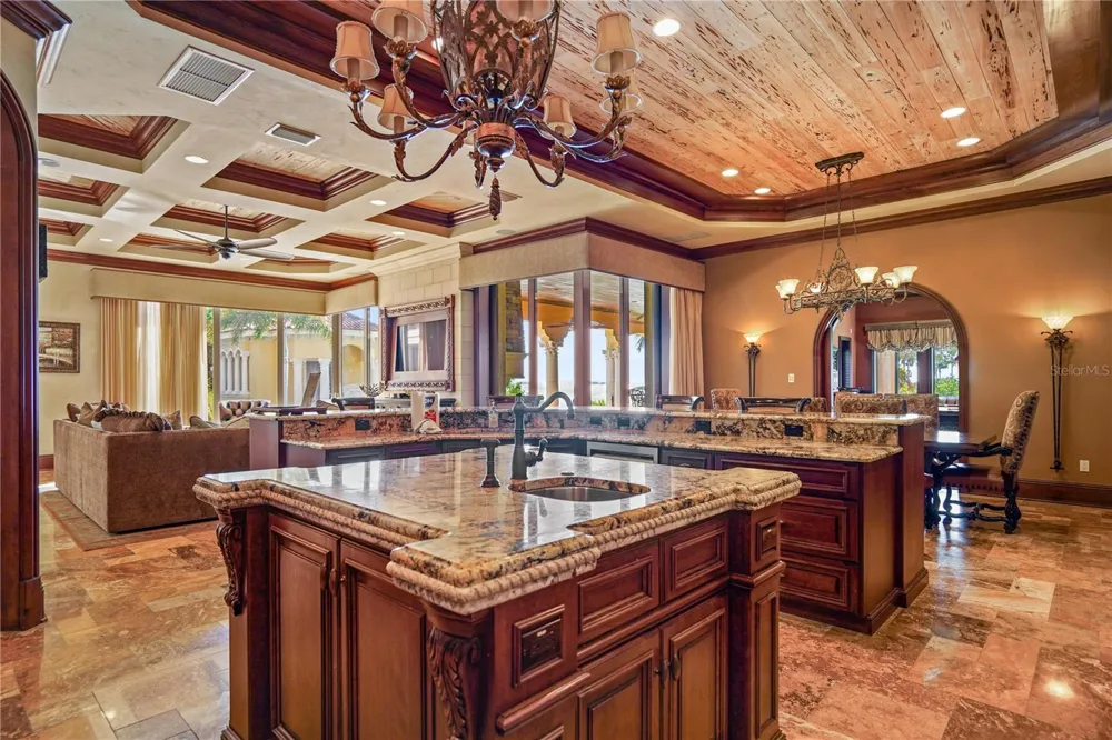 1363 OCEANVIEW DRIVE Tierra Verde, FL 33715