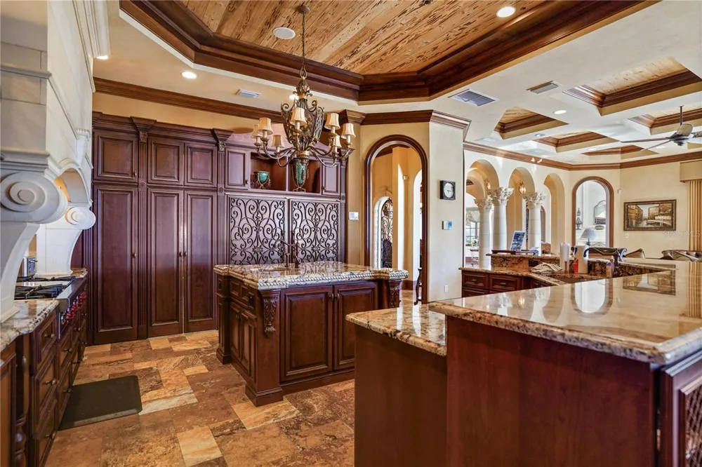 1363 OCEANVIEW DRIVE Tierra Verde, FL 33715
