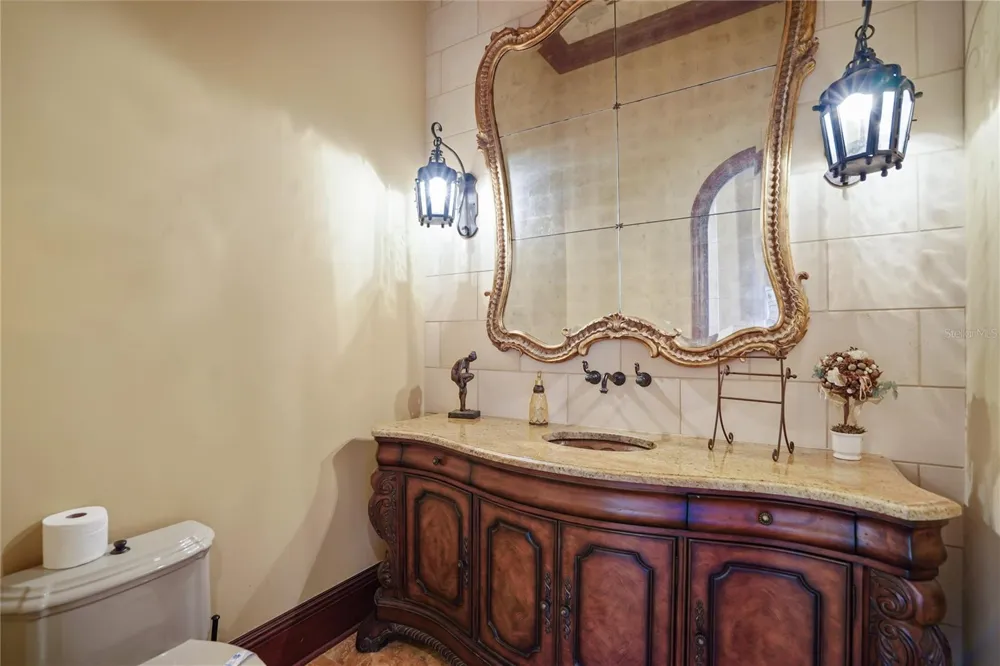 1363 OCEANVIEW DRIVE Tierra Verde, FL 33715