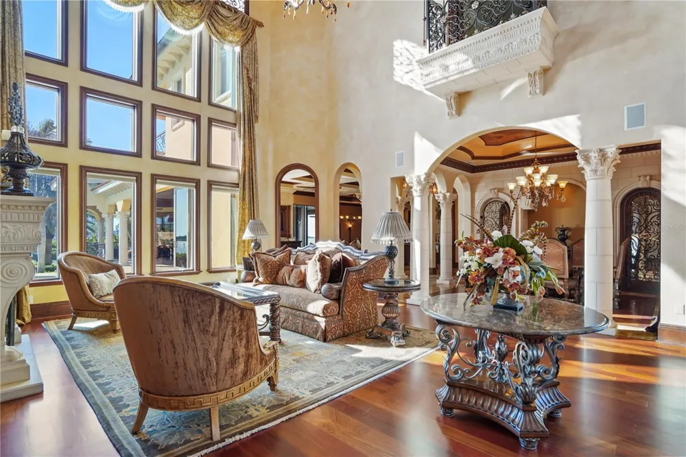 1363 OCEANVIEW DRIVE Tierra Verde, FL 33715