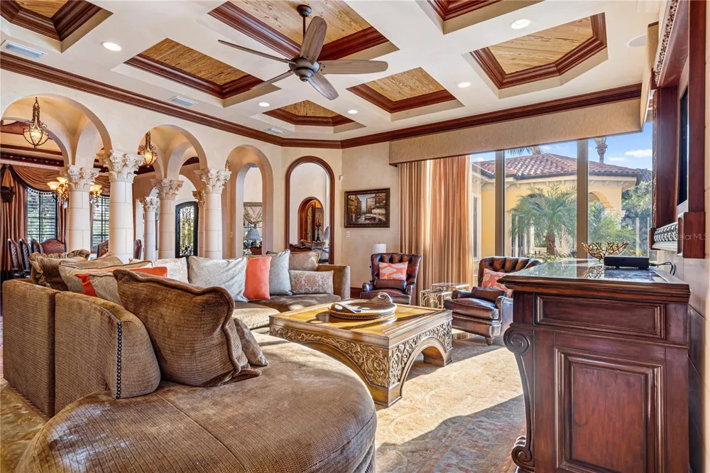 1363 OCEANVIEW DRIVE Tierra Verde, FL 33715