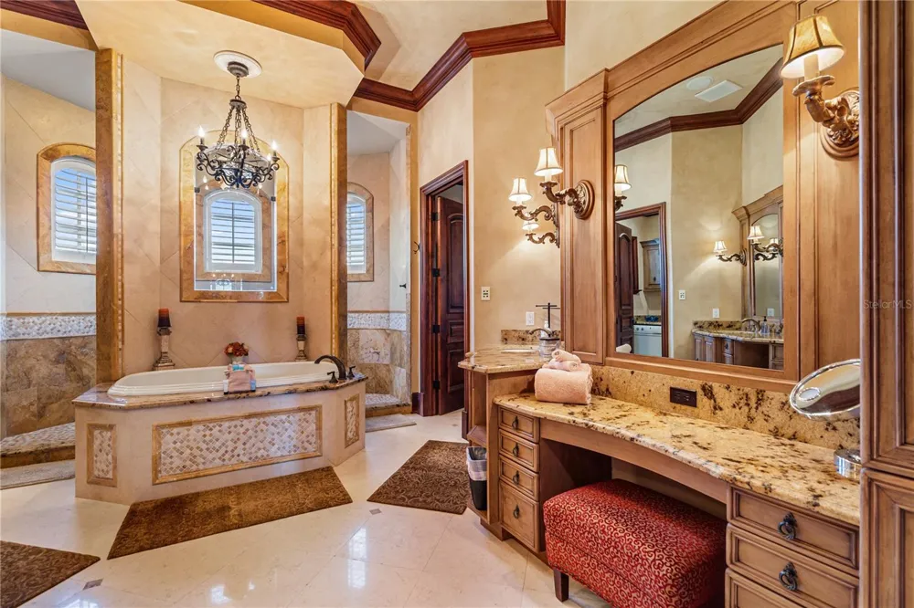 1363 OCEANVIEW DRIVE Tierra Verde, FL 33715