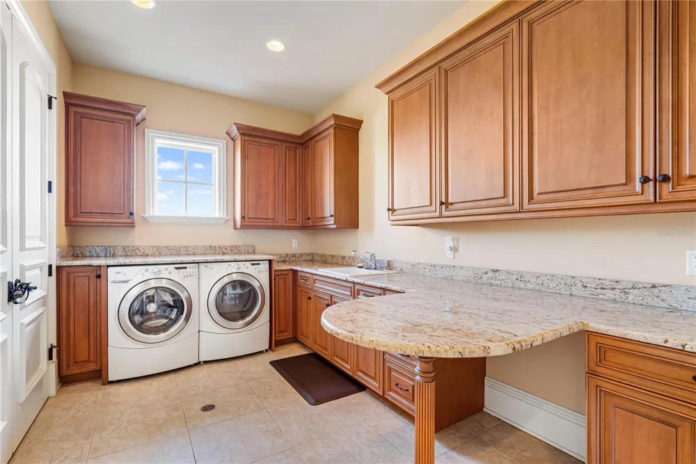 1363 OCEANVIEW DRIVE Tierra Verde, FL 33715
