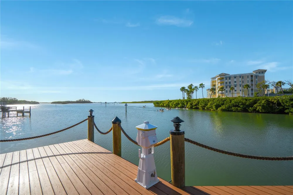 1363 OCEANVIEW DRIVE Tierra Verde, FL 33715