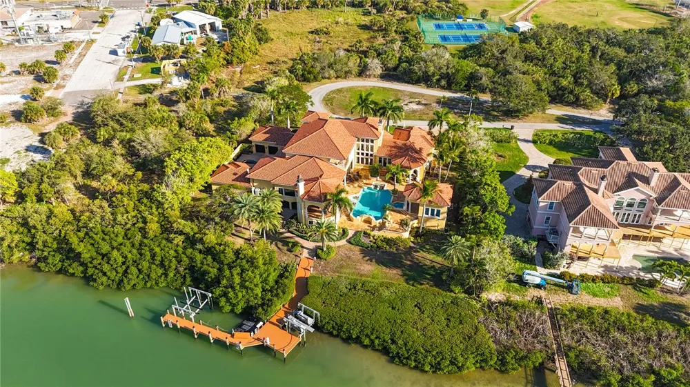 1363 OCEANVIEW DRIVE Tierra Verde, FL 33715