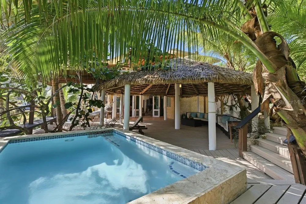 26 BARRIO PUNTAS SANDY BEACH Rincon, PR 00677