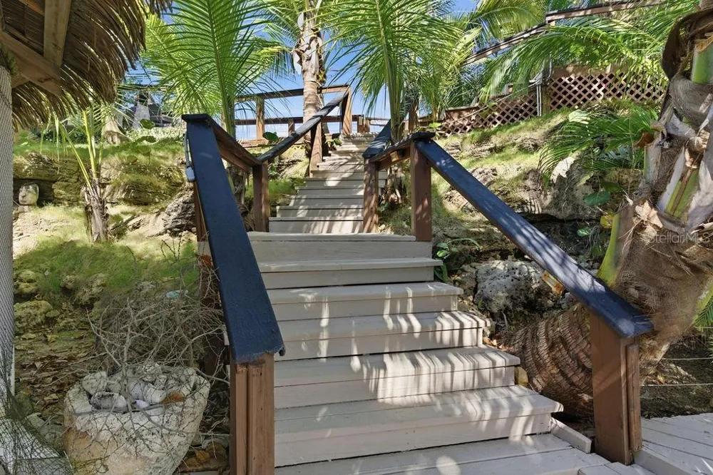 26 BARRIO PUNTAS SANDY BEACH Rincon, PR 00677