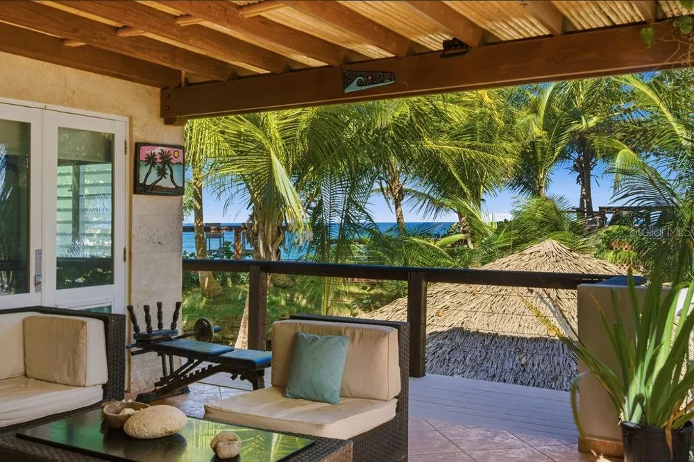 26 BARRIO PUNTAS SANDY BEACH Rincon, PR 00677