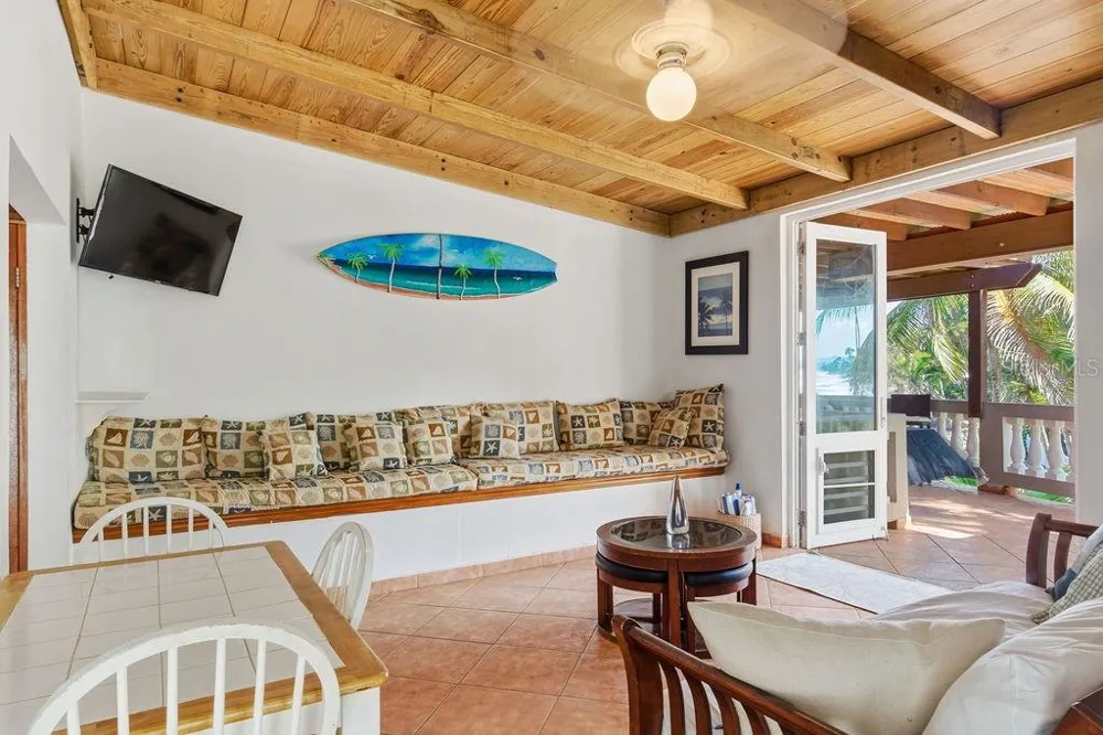 26 BARRIO PUNTAS SANDY BEACH Rincon, PR 00677