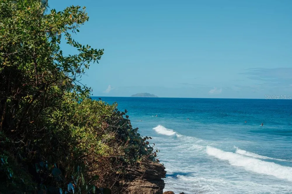 26 BARRIO PUNTAS SANDY BEACH Rincon, PR 00677