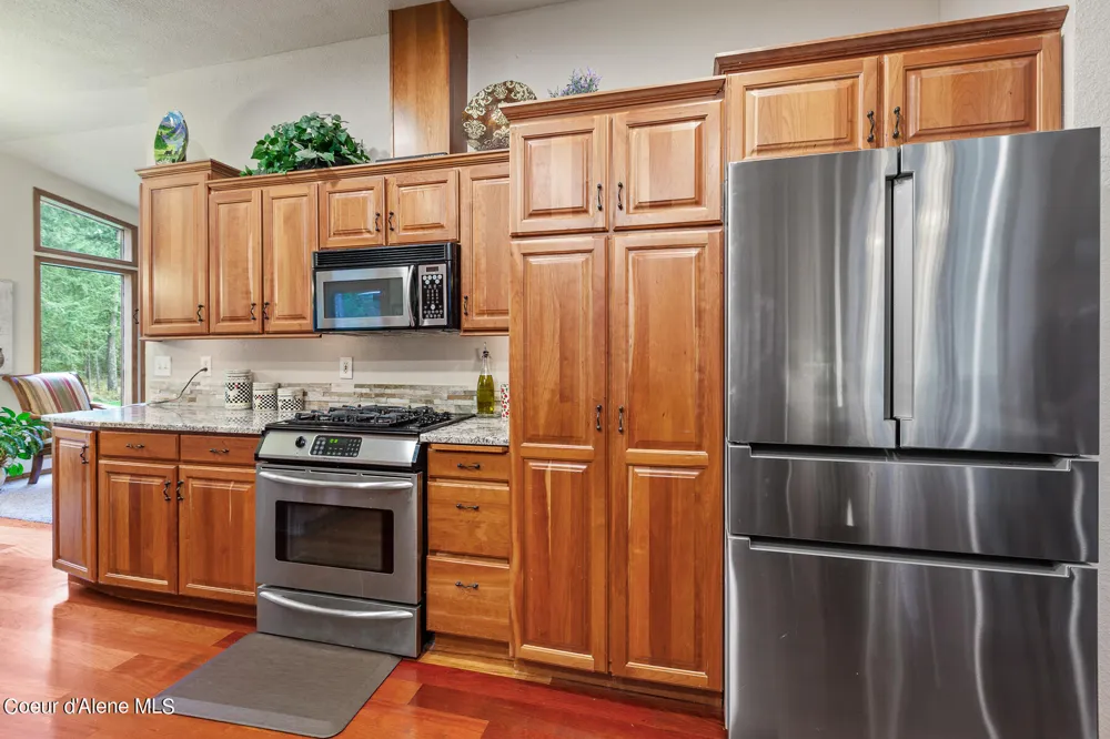 5999 E ROGER DRIVE Post Falls, ID 83854