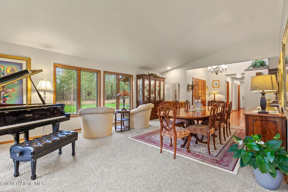 5999 E ROGER DRIVE Post Falls, ID 83854
