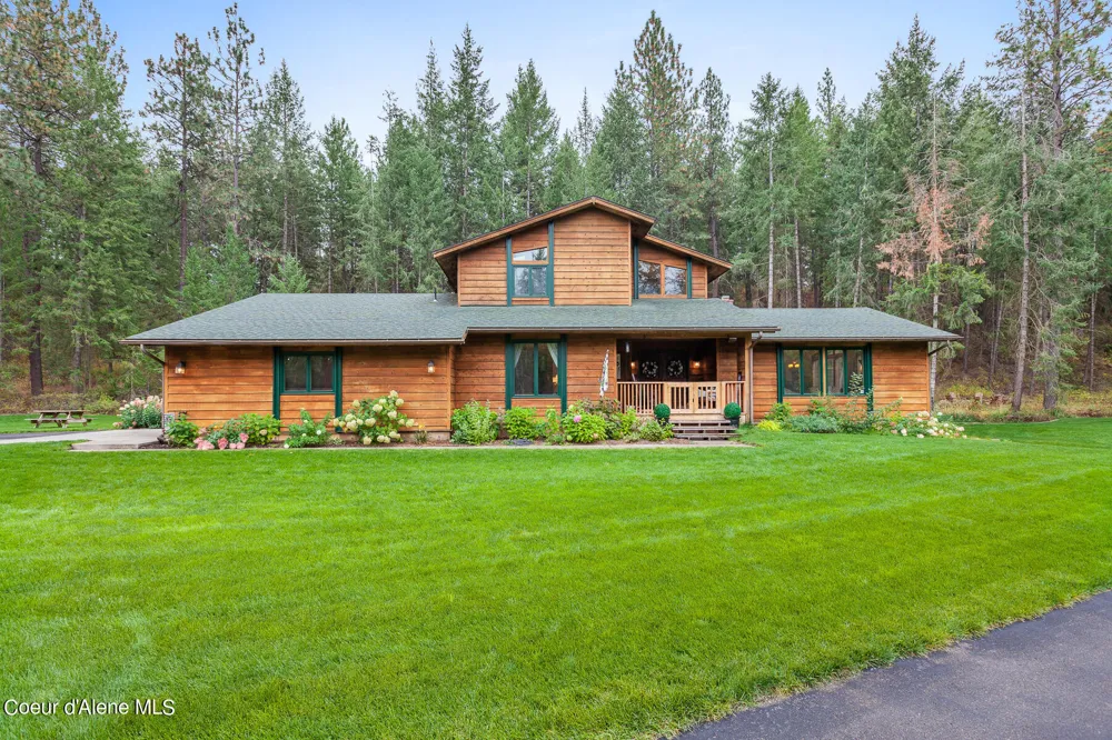 5999 E ROGER DRIVE Post Falls, ID 83854