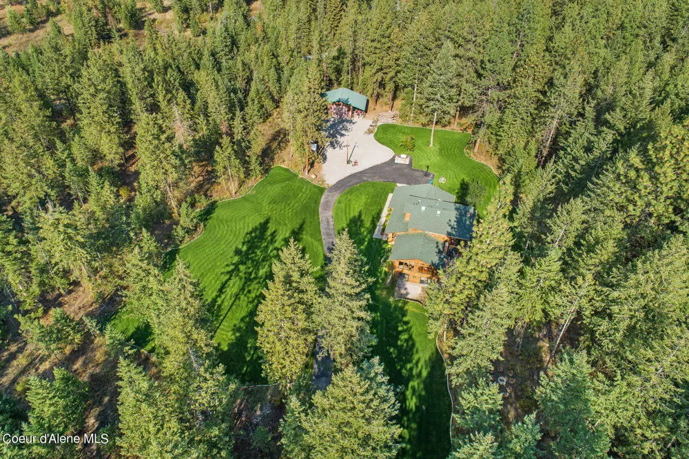 5999 E ROGER DRIVE Post Falls, ID 83854