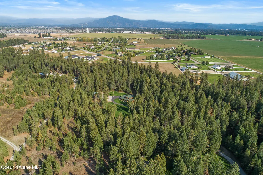 5999 E ROGER DRIVE Post Falls, ID 83854