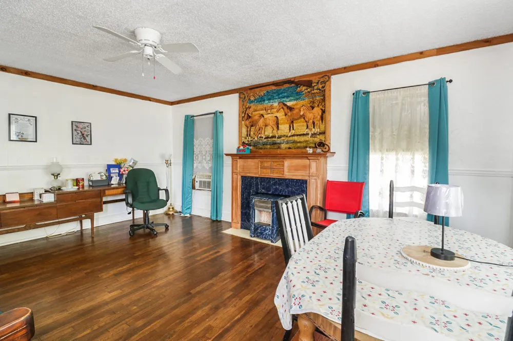 605 W Walnut Street Coleman, TX 76834
