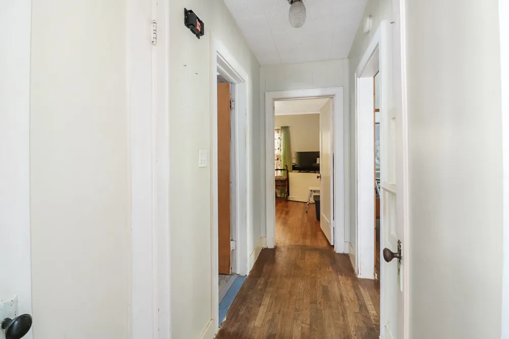 605 W Walnut Street Coleman, TX 76834