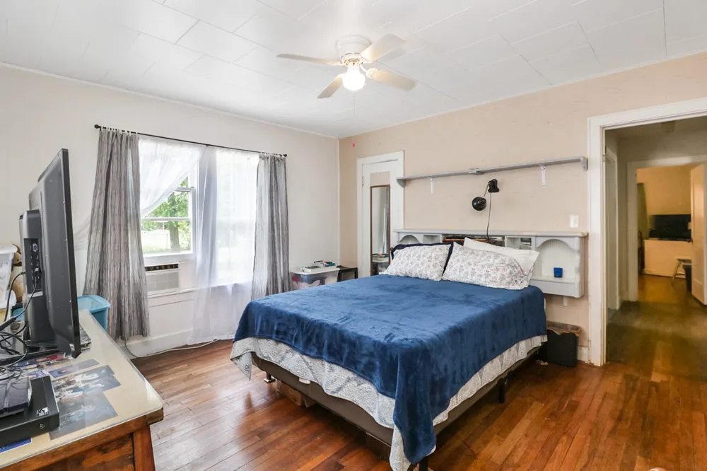 605 W Walnut Street Coleman, TX 76834