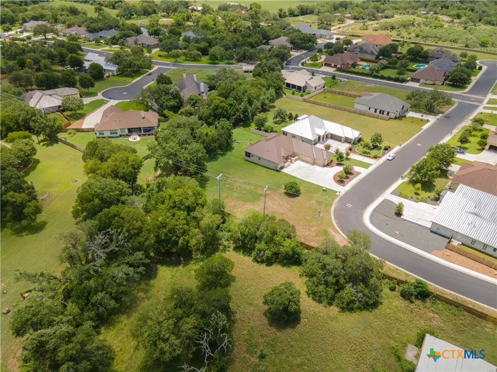 601 Oak Creek Parkway Seguin, TX 78155
