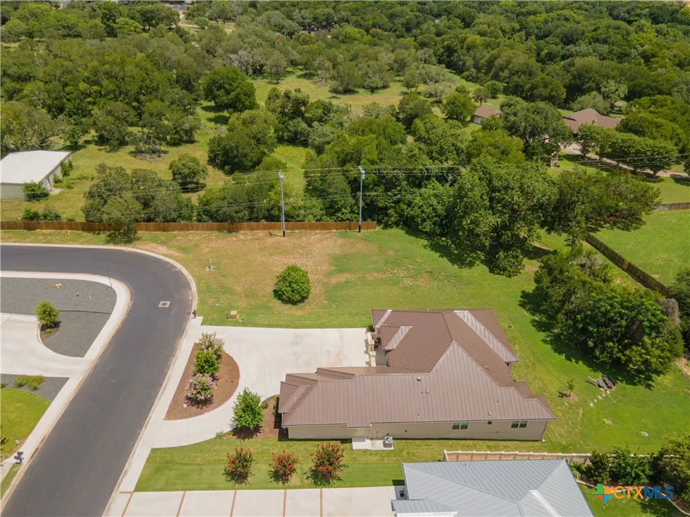 601 Oak Creek Parkway Seguin, TX 78155