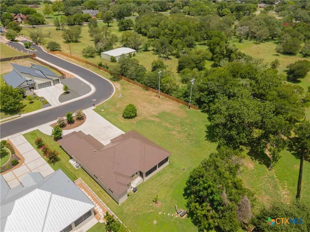 601 Oak Creek Parkway Seguin, TX 78155